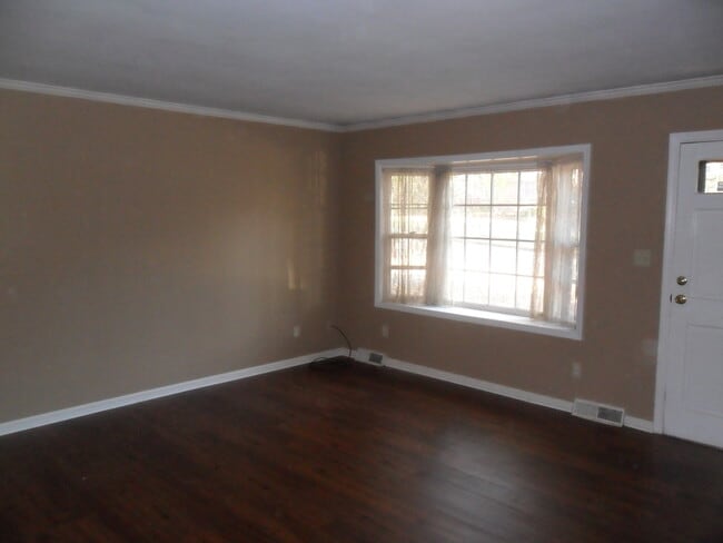 Building Photo - COMING SOON! Spacious Home w/ Finished Basement, Fenced Backyard & Garage!