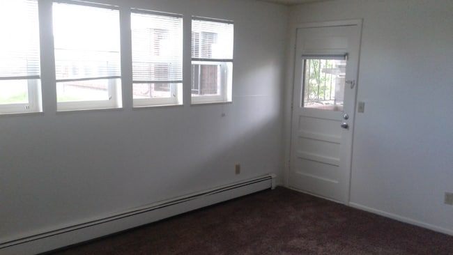 Building Photo - 8840 W Jewell Ave