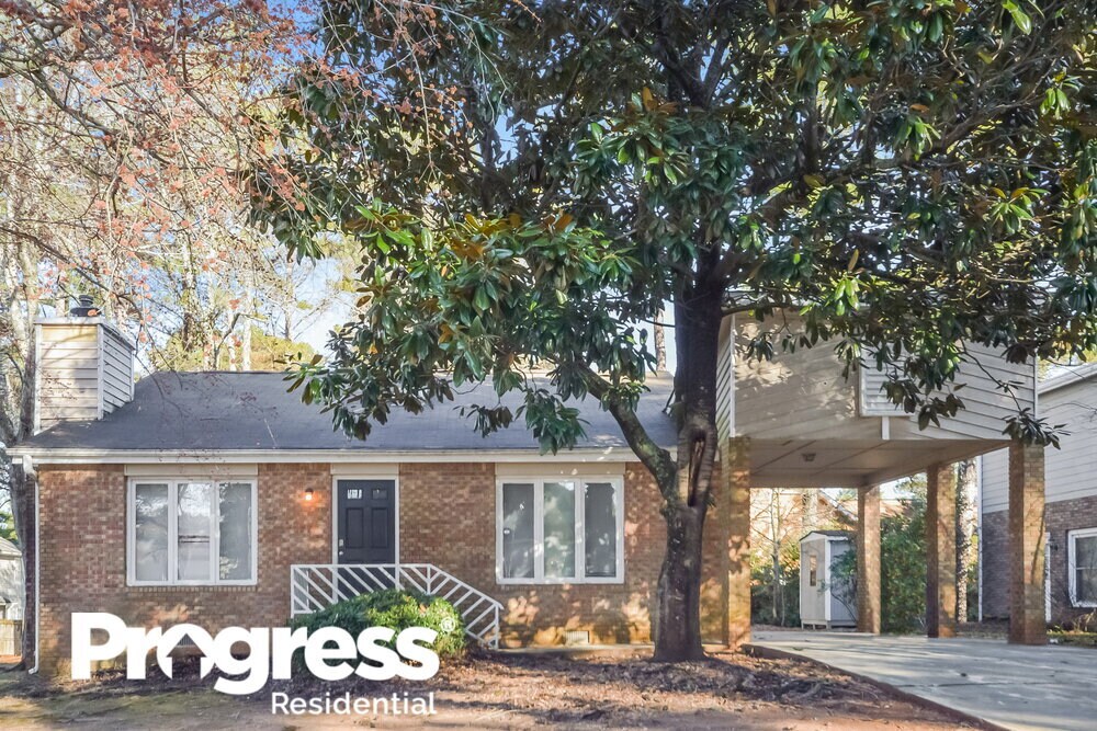 2112 Golfview Dr SE, Conyers, GA 30013 House Rental in Conyers, GA