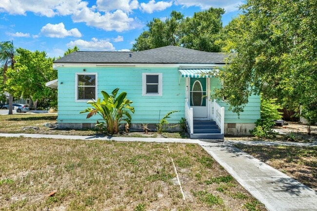 Building Photo - 1614 N Osceola Ave