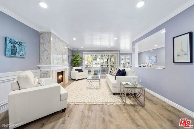 Building Photo - 2 br, 2 bath Condo - 225 S Tower Dr Unit 101