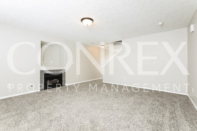 Foto del edificio - 5389 Blanchard Dr