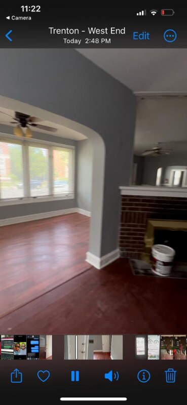 Building Photo - 649 W State St