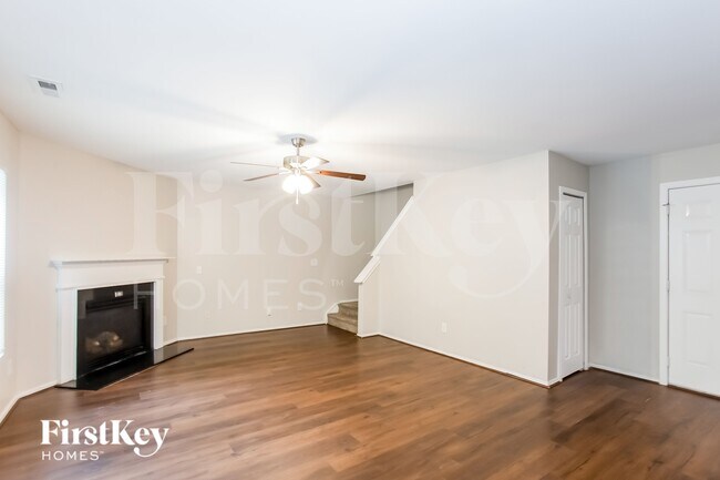 Foto del edificio - 2709 Buckleigh Dr