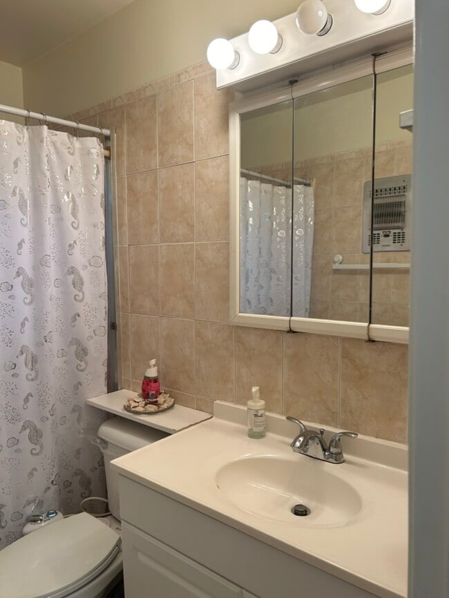 Foto del edificio - 1554 N 12th Ct
