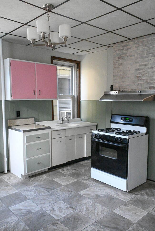 Building Photo - 226 Prospect Ave