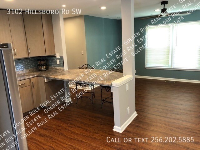Foto del edificio - 3102 Hillsboro Rd SW