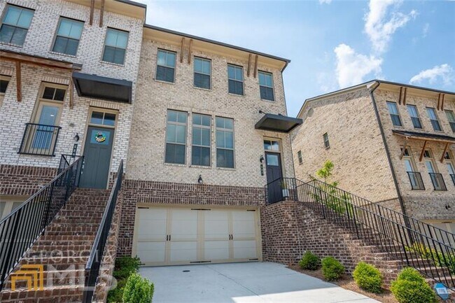 Foto del edificio - 687 Avondale Creek Dr.