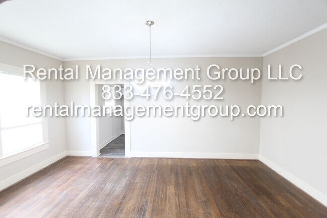 Building Photo - New On The Market! Cute! Cute! Cute! Bette...