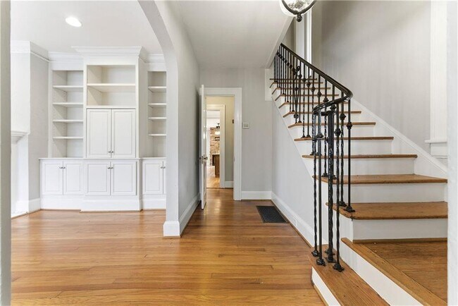 Foto del edificio - 685 E Morningside Dr NE