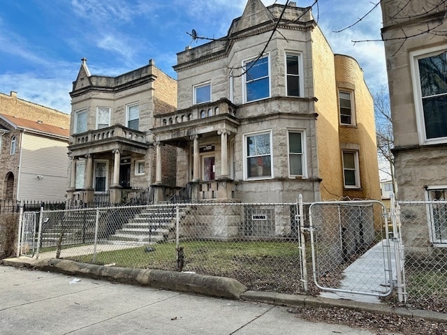 Building Photo - 919 W Garfield Blvd