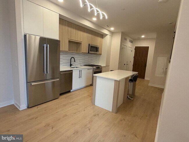 Foto del edificio - 255 W Falls Station Blvd