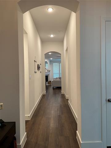 Building Photo - 1745 Daldoran Dr