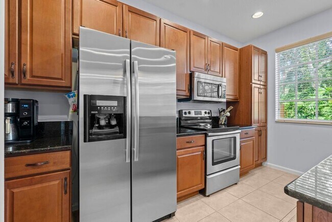 Building Photo - 7221 Briella Dr