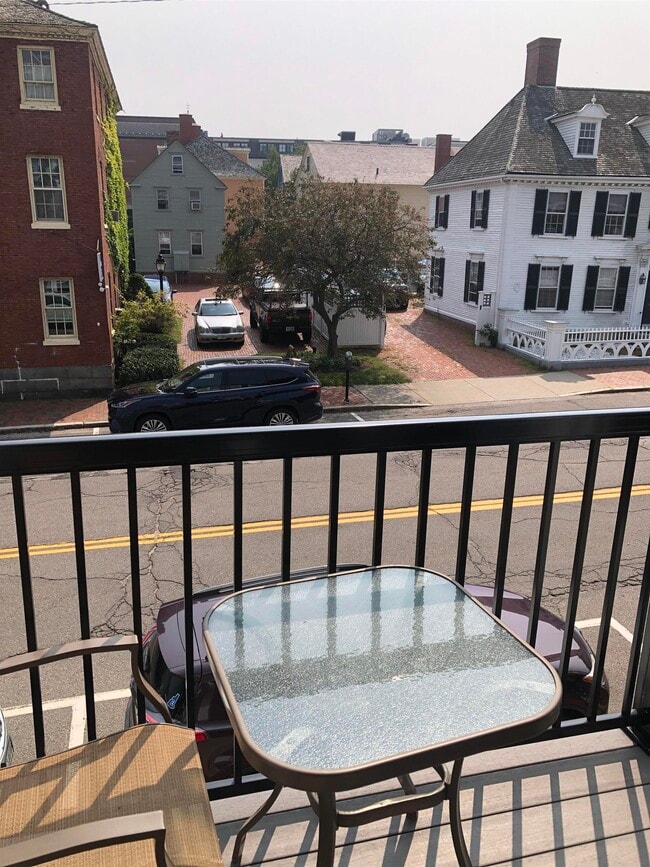 Foto del edificio - 59 Deer St