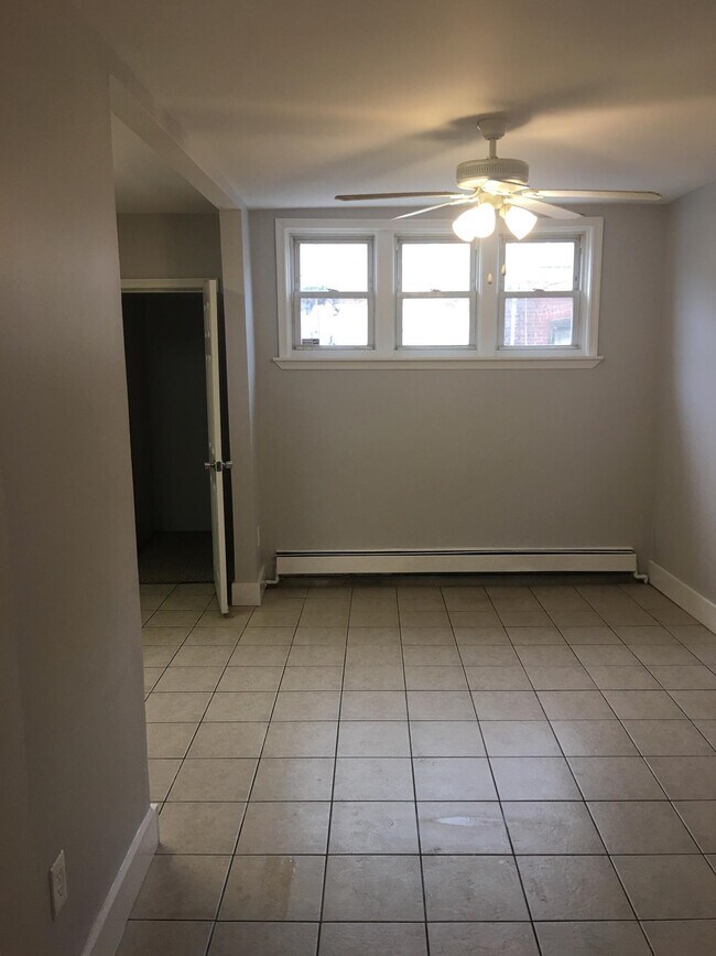 Building Photo - 6705 Linmore Ave