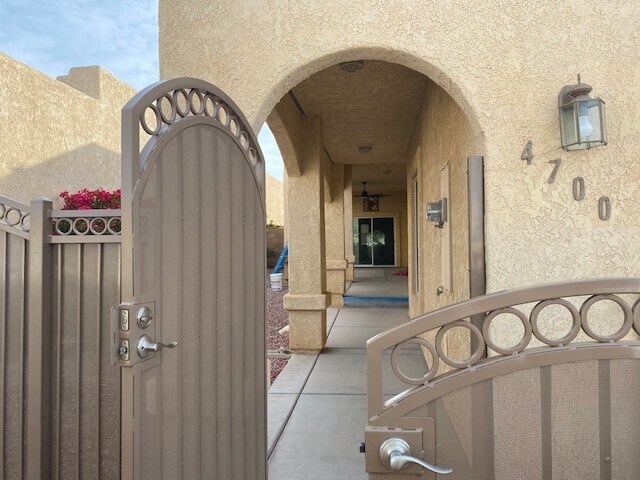 Building Photo - 4700 S Reyes Adobe Dr