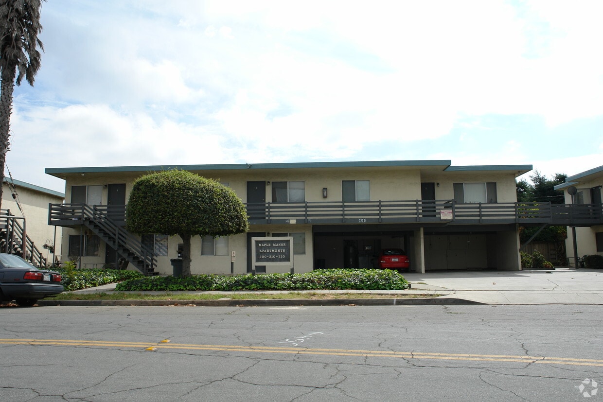 Building Photo - Maple Manor Apartments