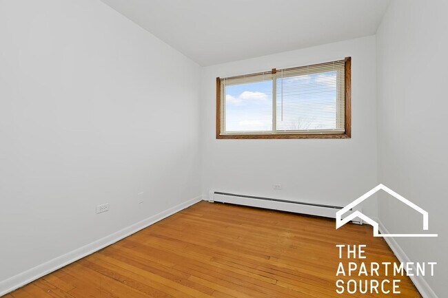 Building Photo - 3739 W 63rd St