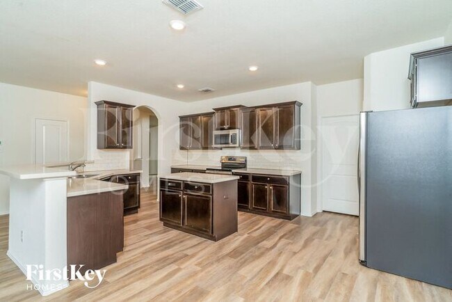 Foto del edificio - 446 Stuart Ln