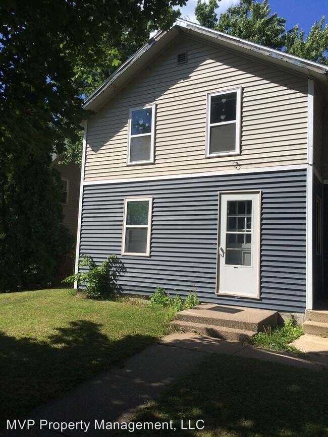 Building Photo - 124 Cottage St