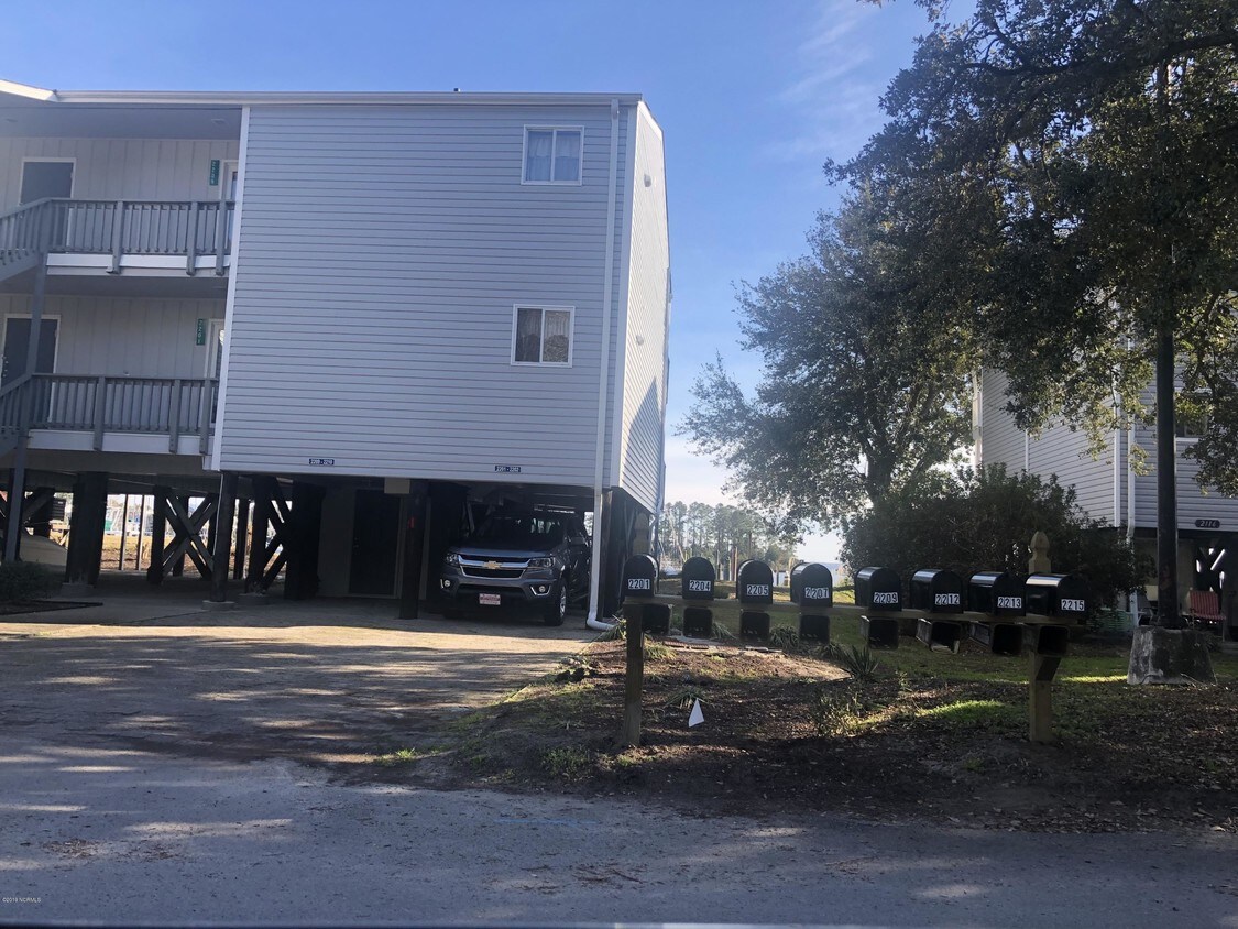 Primary Photo - 2203 Harbourside Dr