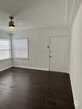 Building Photo - 2227 E 112th St