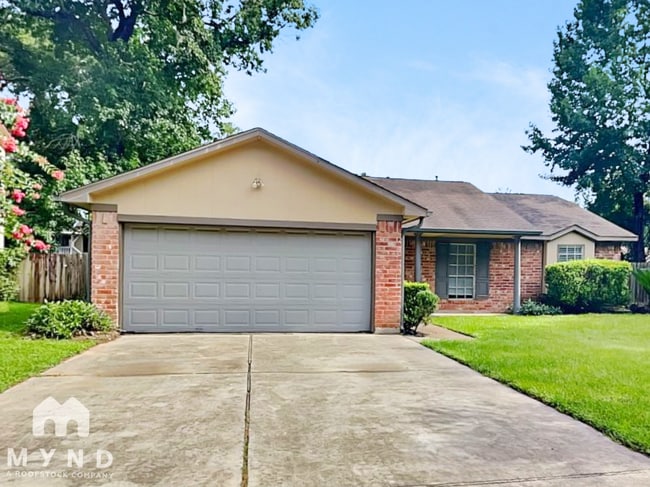 Building Photo - 3219 Glen Spring Dr