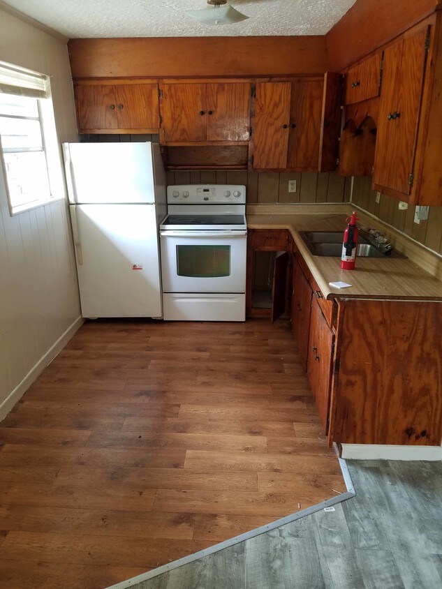 Foto principal - 714 Henry Ln