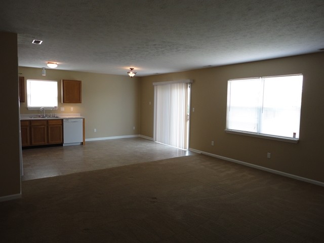 Building Photo - 10424 Sienna Dr