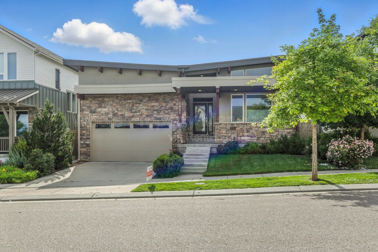 Photo - 1821 Blue Star Lane