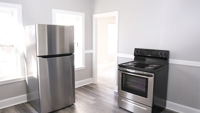 Foto del edificio - 40R Pine St