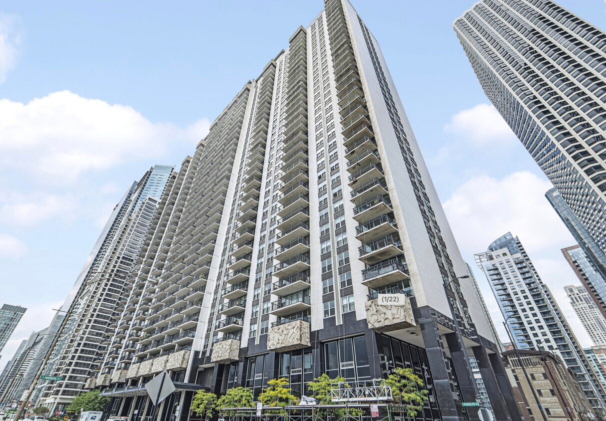 Foto principal - 400 E Randolph St