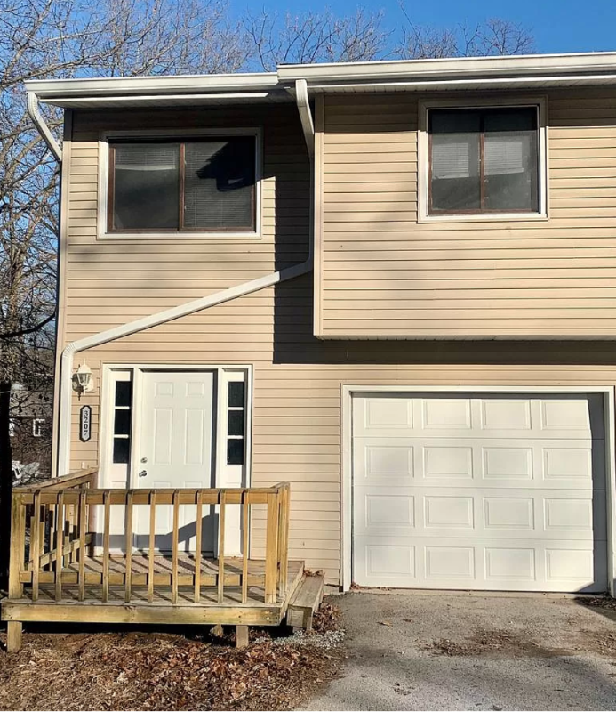 3207 Schuetzen Ln, Davenport, IA 52804 Townhome Rentals in Davenport