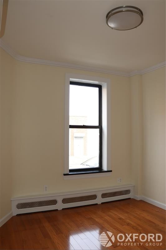 Foto del edificio - 160 Dupont Street