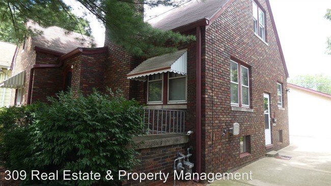 Building Photo - 3 br, 2 bath House - 1103 W McClure