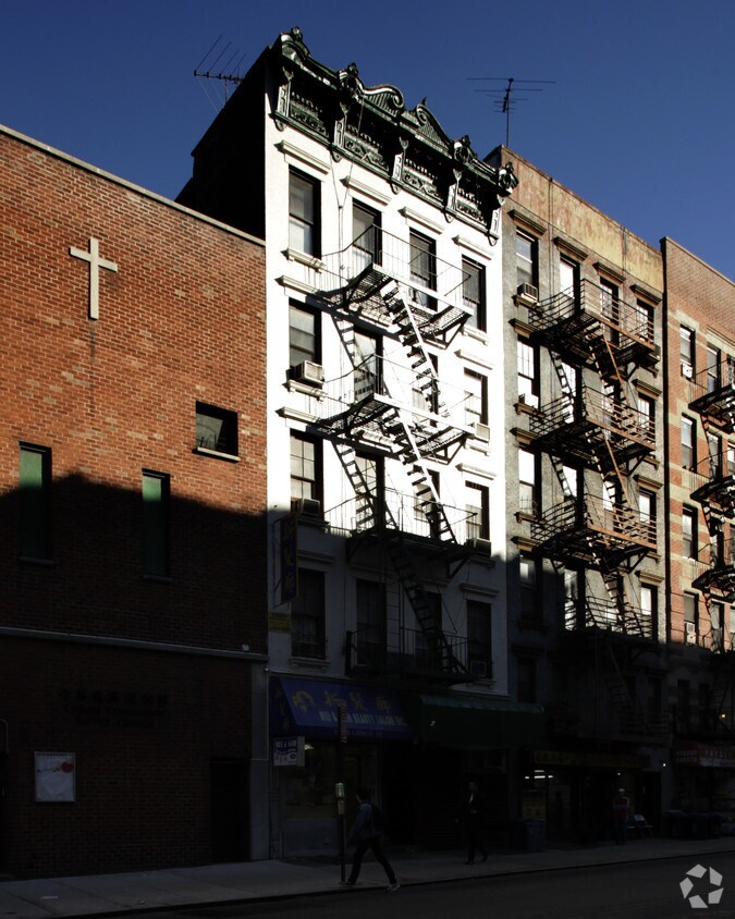 Foto principal - 105 Madison St