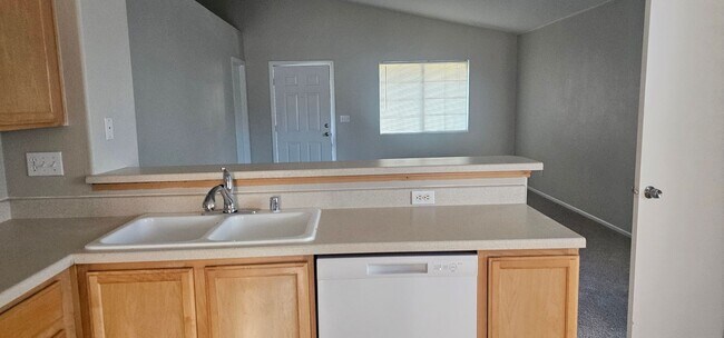 Building Photo - 4841 Crystal Sword St