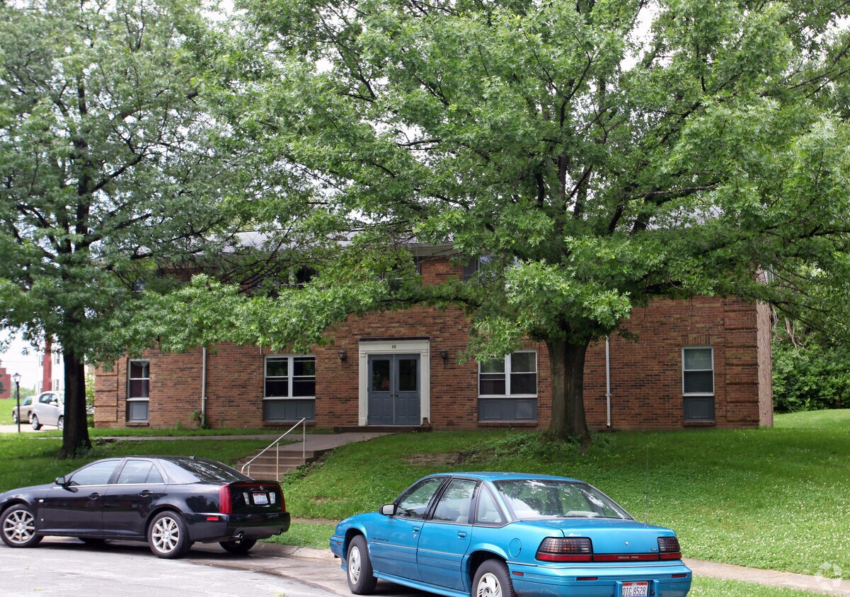 Primary Photo - 48 Gabriel St