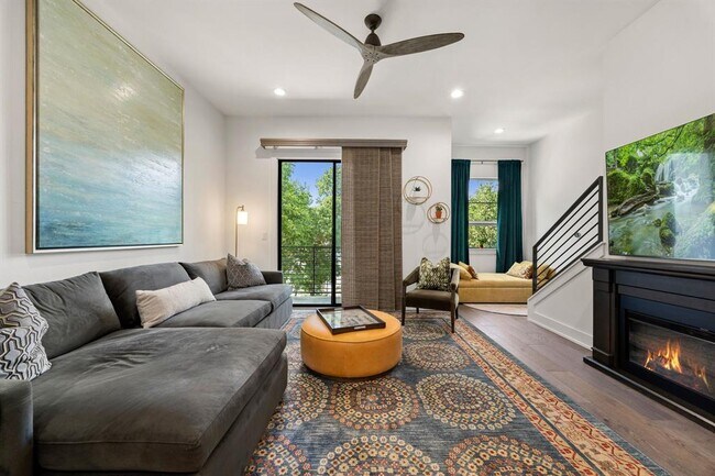 Building Photo - 3700 Clawson Rd