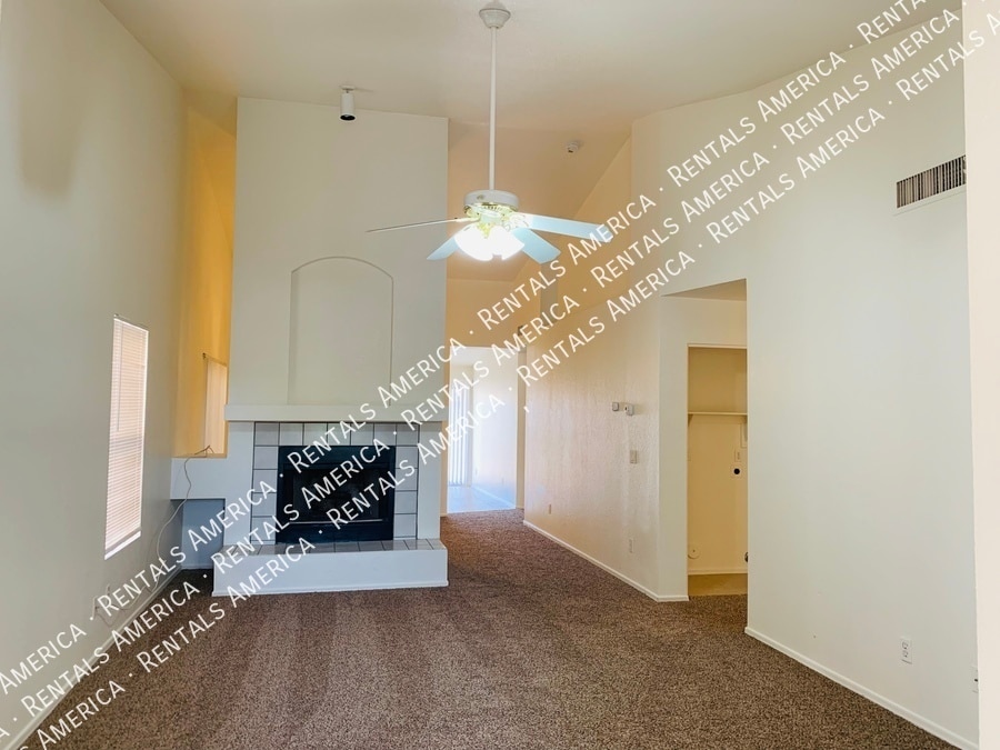 Primary Photo - 7450 W Eva St