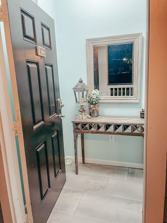 Building Photo - Rare Daniel Island Townhouse!!!