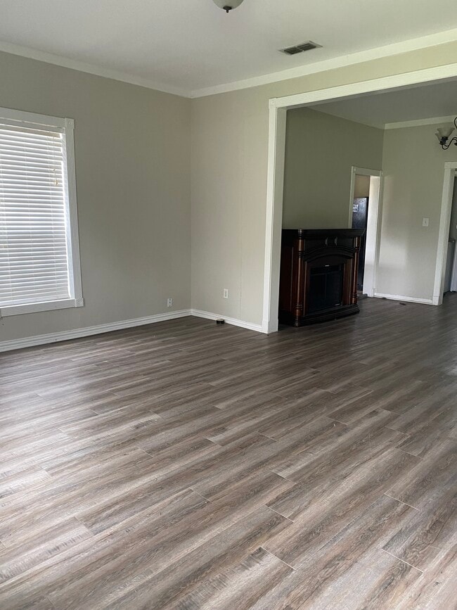 Foto del edificio - 5980 Oak Hollow Cir