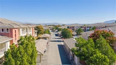 Building Photo - Temecula Creek Village 2 bed 2 bath Condo