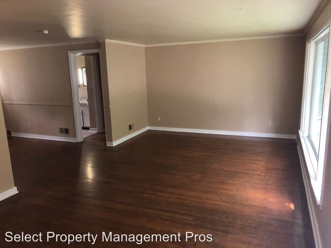 Building Photo - 1219 E Rudisill Blvd