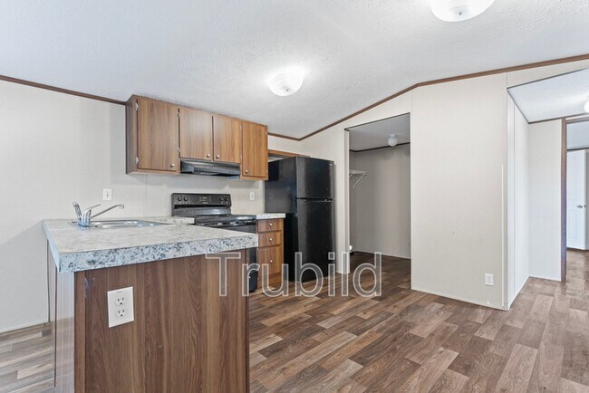 Foto del edificio - 308 Lakeside Ln
