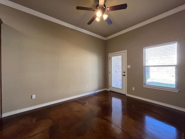 Building Photo - 3502 Canyon Crossing