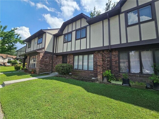 Foto del edificio - 1192 Ashborough Dr