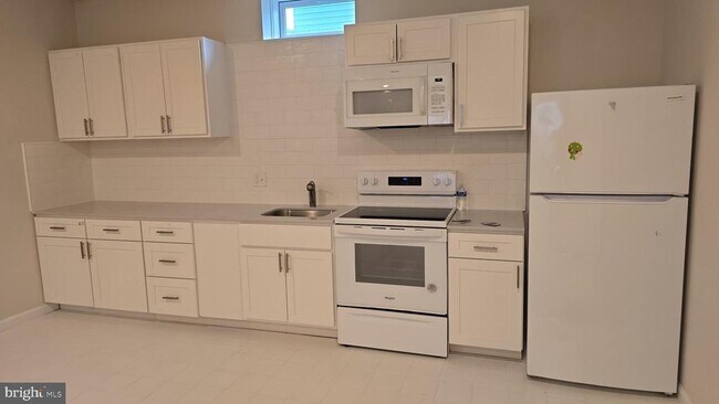 Foto del edificio - 11 BROOKS NOLEN Way