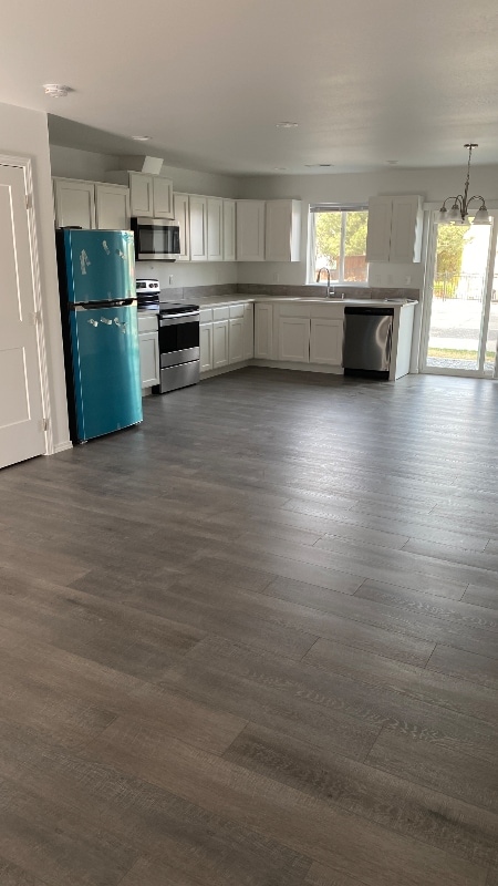 Foto del edificio - 2637 W Marina Dr